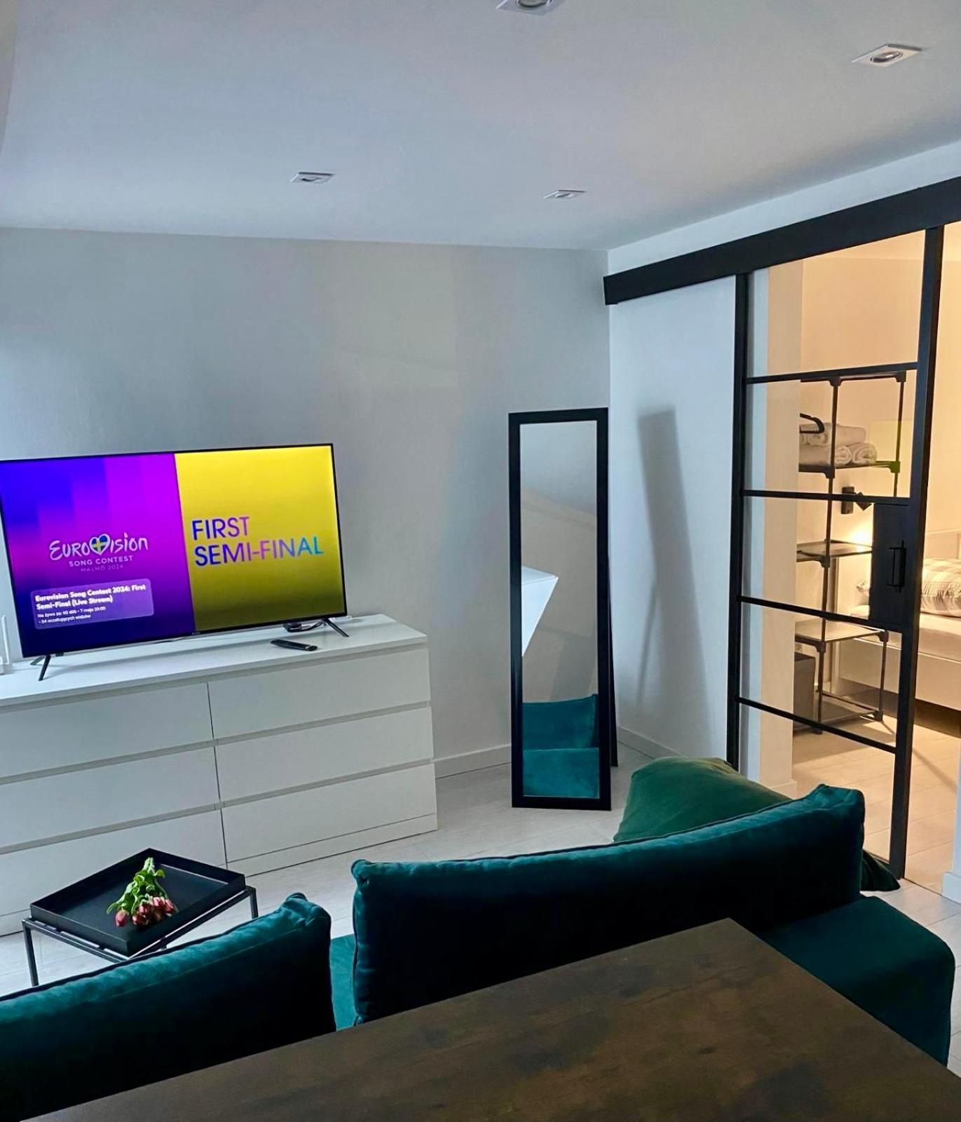 Apartament Michalowskiego W Poblizu Radiostacji Gliwice Buitenkant foto